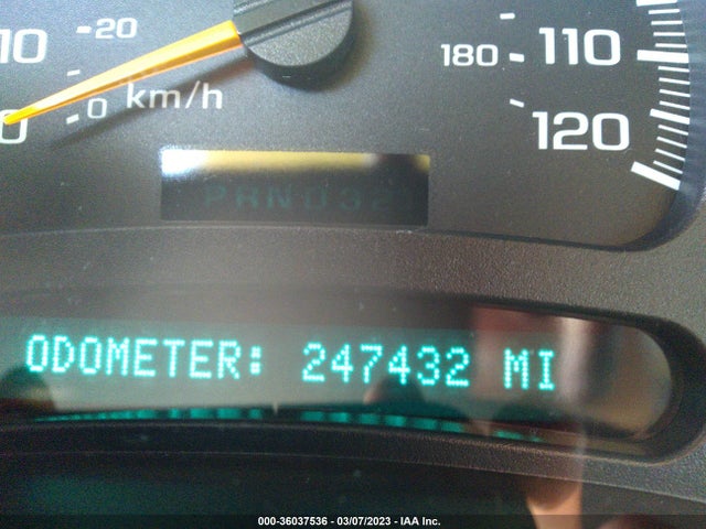 Chevrolet Suburban 2003 1GNFK16Z03J216887 Image 8