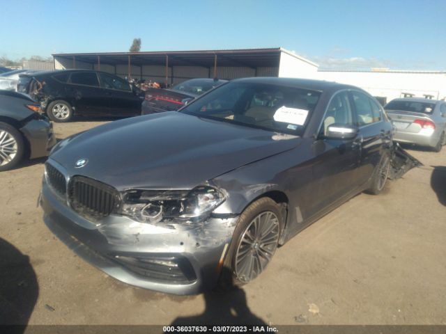 WBAJA5C3XHG895243 BMW 5 Series 530i