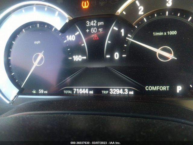 WBAJA5C3XHG895243 BMW 5 Series 530i
