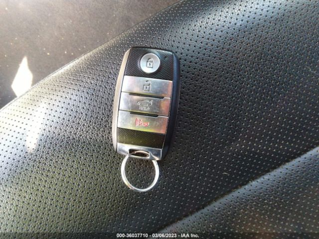 KNAFZ5A34G5590056 KIA Forte 5-door Sx