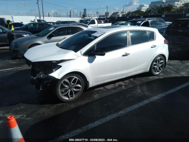 KNAFZ5A34G5590056 KIA Forte 5-door Sx