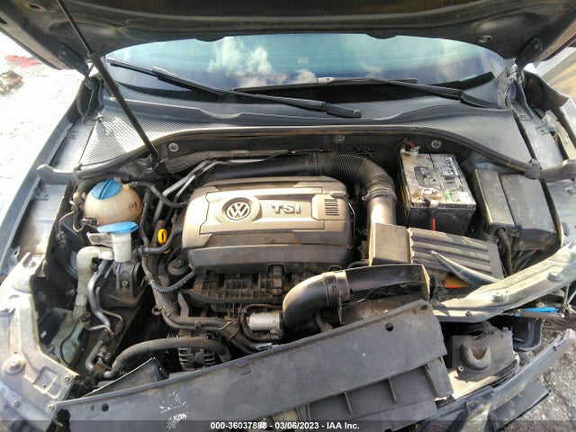 1VWAT7A30EC073918 Volkswagen PASSAT S