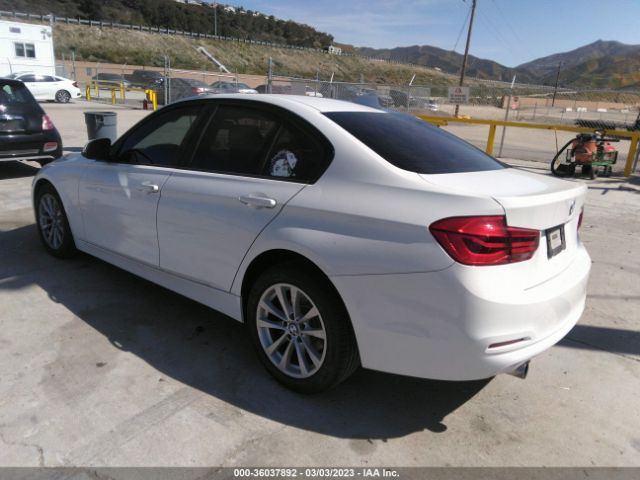 WBA8A9C58JAH14255 BMW 3 Series 320i