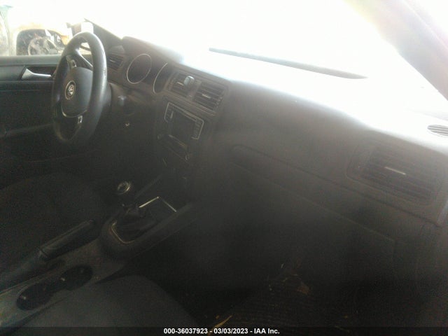 3VW167AJ4GM303595 Volkswagen Jetta Sedan 1.4t S