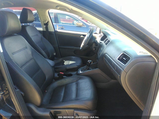 3VWD17AJXEM365933 Volkswagen Jetta Sedan Se