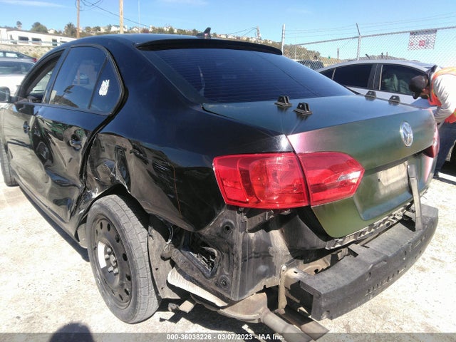 3VWD17AJXEM365933 Volkswagen Jetta Sedan Se