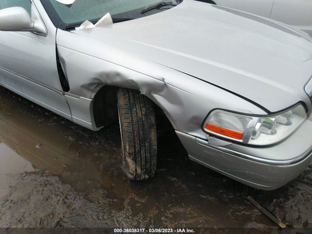 2003 LINCOLN TOWN CAR CARTIER VIN: 1LNHM83W03Y635596