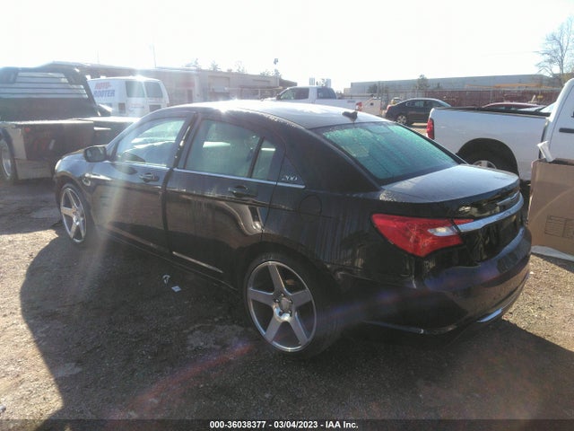 1C3CCBAB3DN641818 Chrysler 200 LX