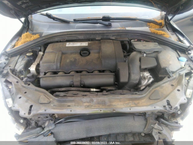 2013 VOLVO XC60 3.2L VIN: YV4952DL3D2386977