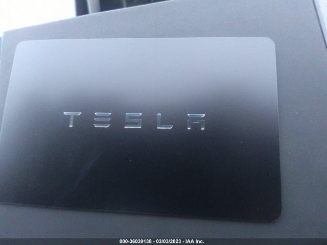 Tesla Model Y Long Range 2022 7SAYGDEE9NF385967 Image 3