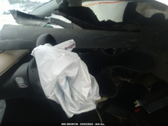 Tesla Model Y Long Range 2022 7SAYGDEE9NF385967 Image 7