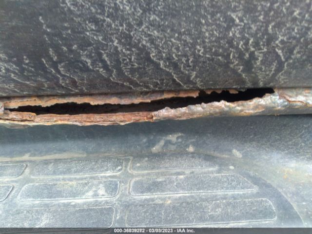 1GKEK13TX5J239380 GMC YUKON SLT