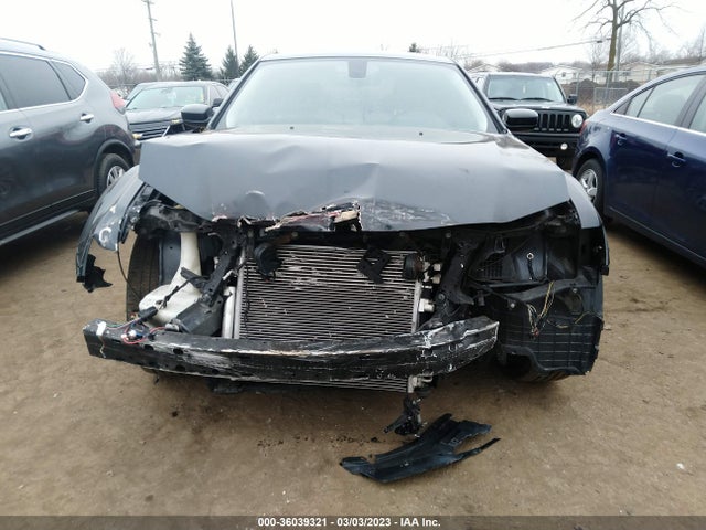 2C3CCAAG9JH294053 Chrysler 300 Touring
