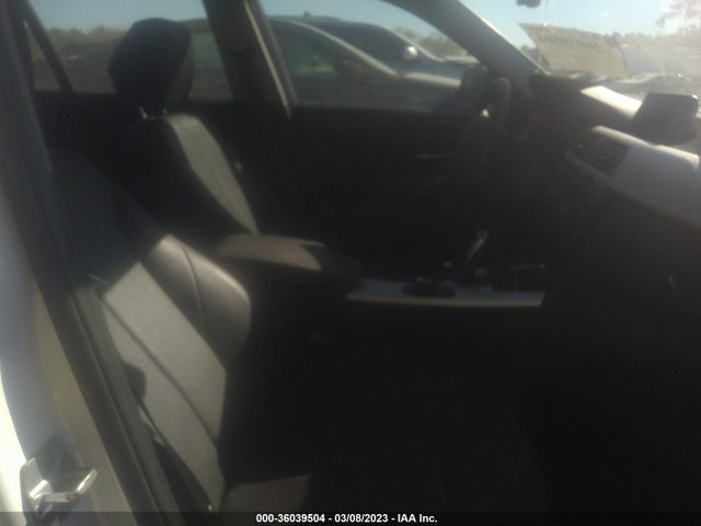 BMW 3 Series 320i Xdrive 2018 WBA8A3C50JA505117 Image 5