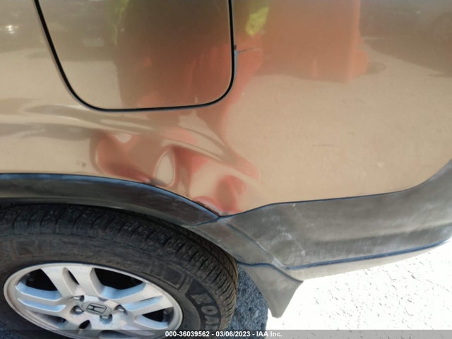 Honda CR-V EX 2002 JHLRD788X2C082984 Image 8