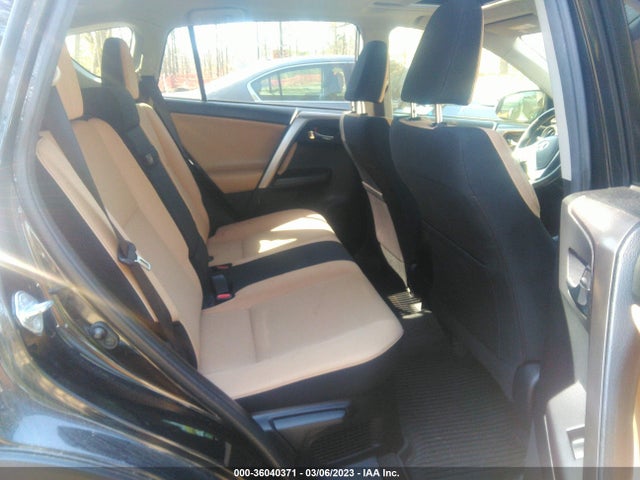 2016 Toyota RAV4, VIN: JTMRJREV2GD039933