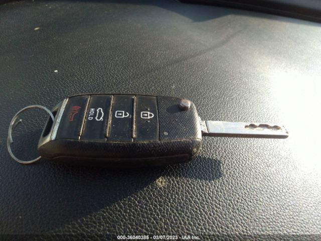 5XXGT4L34HG138315 KIA Optima Lx