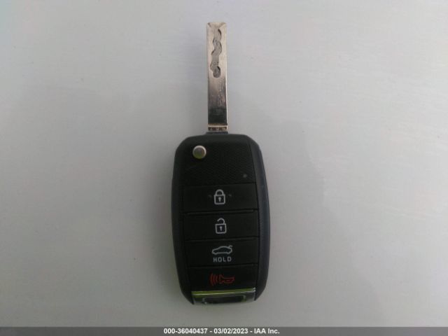 5XXGT4L38JG200756 KIA Optima Lx