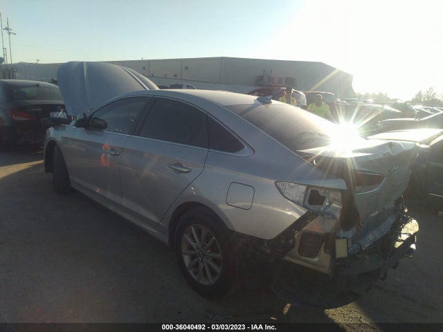 Hyundai SONATA SE 2018 5NPE24AF7JH700578 Image 3