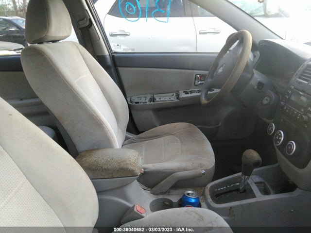 2009 KIA SPECTRA EX VIN: KNAFE221195616932