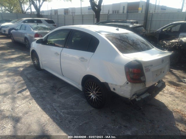 2011 NISSAN SENTRA 2.0 SR VIN: 3N1AB6AP9BL652573