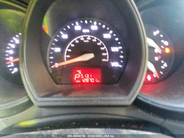 KNADM4A32E6331363 KIA RIO LX