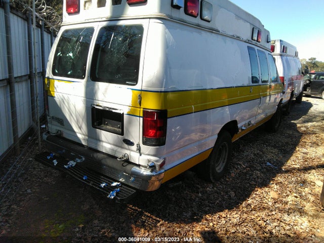 2011 FORD ECONOLINE CARGO VAN COMMERCIAL/RECREATIONAL VIN: 1FDSS3EL2BDA38702