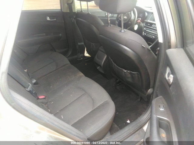 KIA Optima Lx 2018 5XXGT4L38JG216679 Image 8