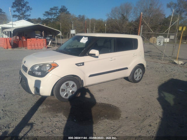 KIA Soul Base 2013 KNDJT2A55D7760911 Image 2