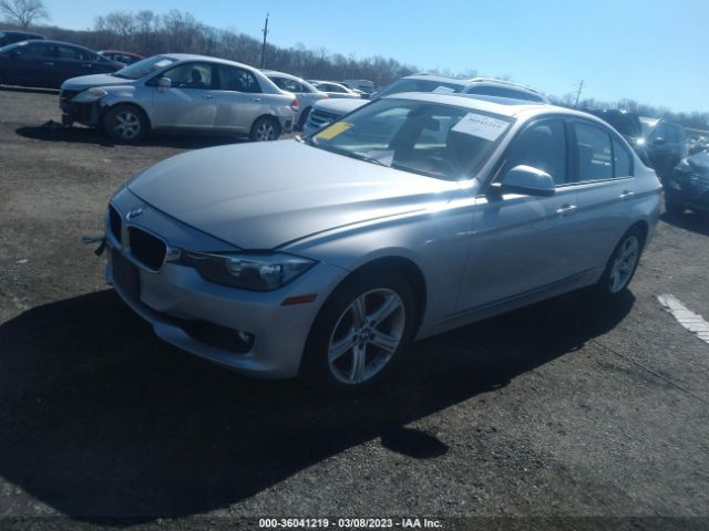 WBA3C1C59FP853821 BMW 3 Series 328i