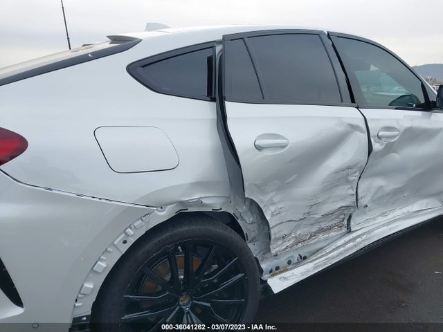 2023 BMW X6, VIN: 5UXCY6C02P9P61153