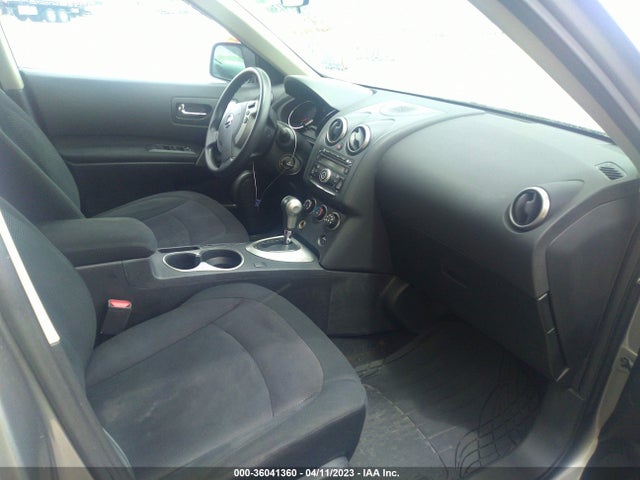 2013 NISSAN ROGUE S VIN: JN8AS5MT7DW539884