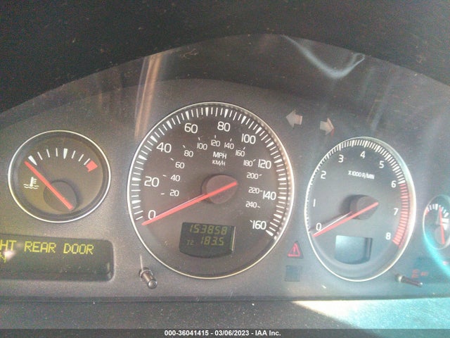2004 VOLVO V70 XC70 VIN: YV1SZ59H741160634