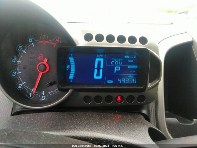 Chevrolet SONIC LT 2016 1G1JC5SB4G4173278 Image 8