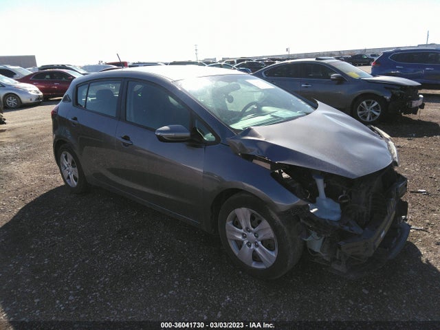 2016 KNAFK5A85G5659580 main image