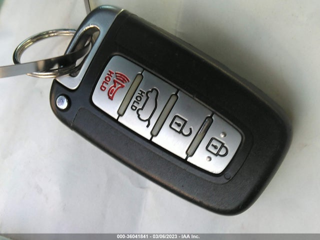 Hyundai ELANTRA GT 2013 KMHD35LE2DU111415 Image 11