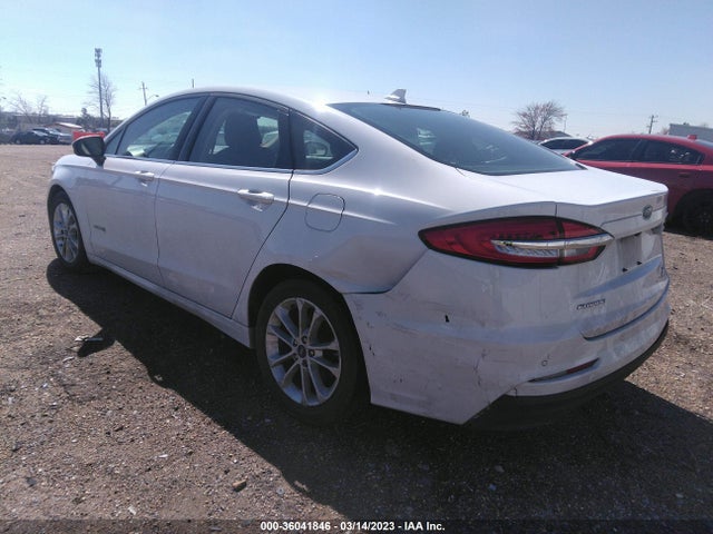 3FA6P0LU4KR182685 Ford Fusion Hybrid Se