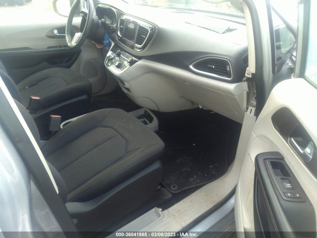 2C4RC1CG7JR252252 Chrysler Pacifica Lx