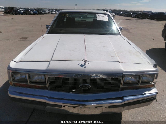 1988 FORD CROWN VICTORIA LX VIN: 2FABP74F1JX118370
