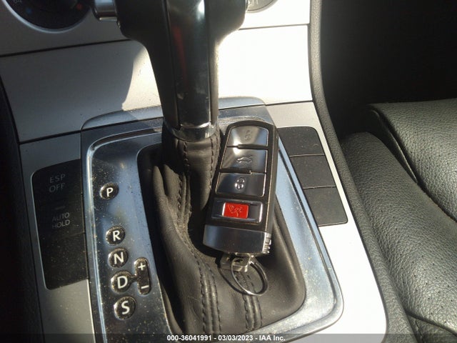 2010 VOLKSWAGEN PASSAT SEDAN KOMFORT VIN: WVWJK7AN2AE057435