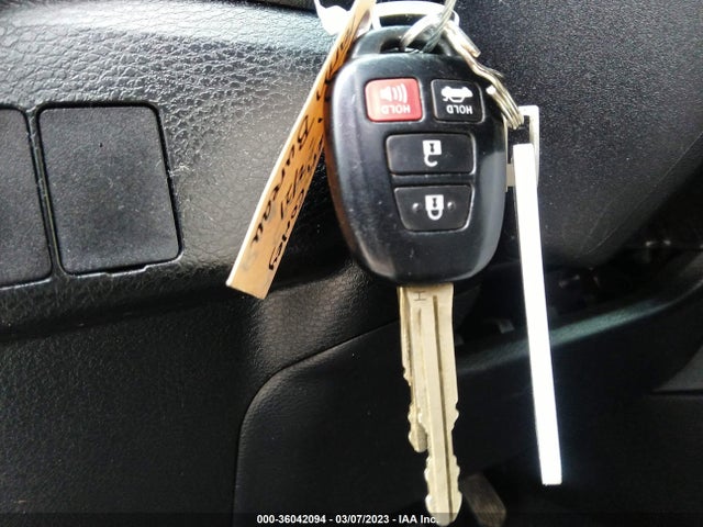 Toyota Corolla L/le/s/s Plus/le Plus 2016 5YFBURHE1GP374828 Image 3