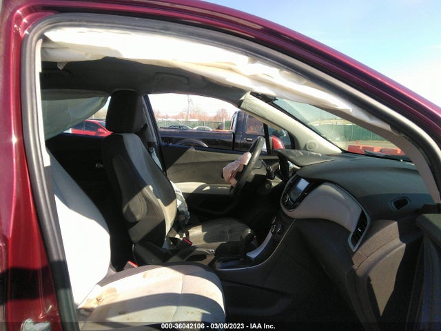 Chevrolet TRAX LS 2017 3GNCJKSB4HL173062 Image 5