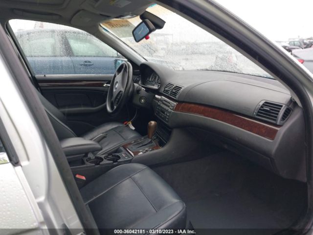 WBAEV53445KM42355 BMW 3 Series 330i