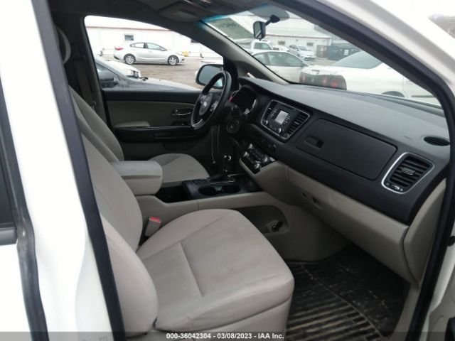 KNDMB5C10G6195523 KIA SEDONA LX
