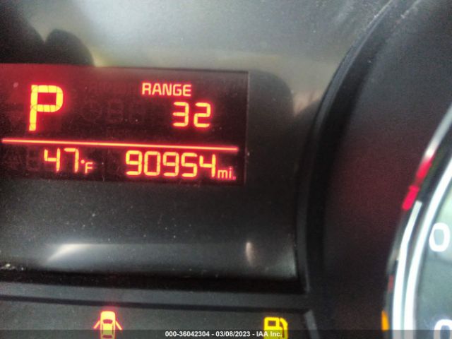 KNDMB5C10G6195523 KIA SEDONA LX