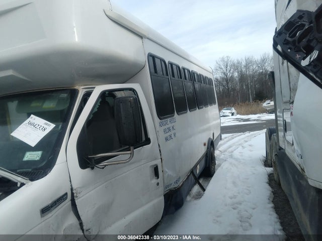 2017 FORD E-SERIES CUTAWAY 1FDFE4FS6HDC17774 Photo 6