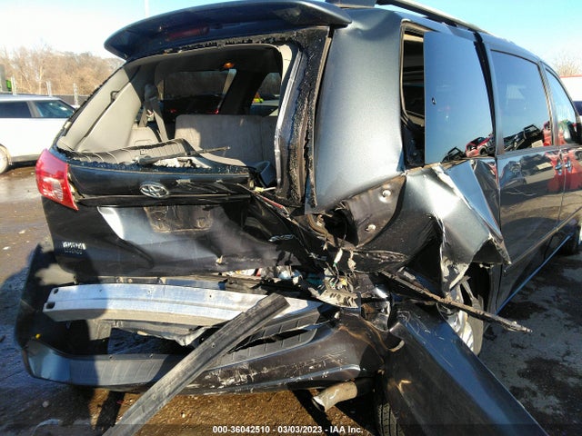 2008 TOYOTA SIENNA XLE VIN: 5TDZK22C18S222124