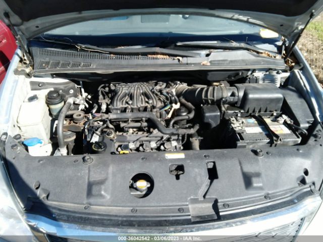 KNDMG4C79B6382879 KIA SEDONA LX