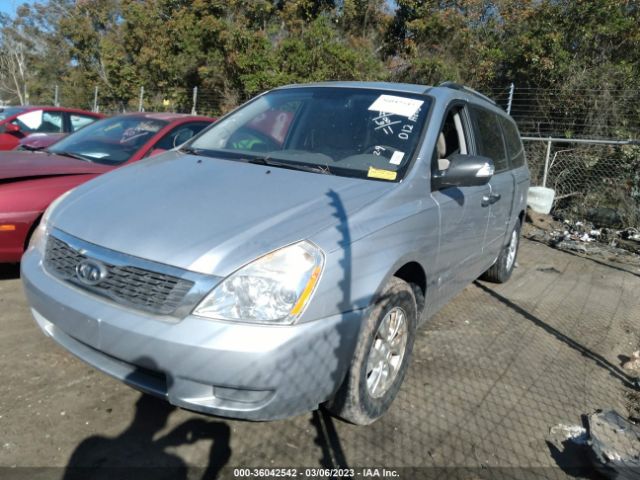 KNDMG4C79B6382879 KIA SEDONA LX