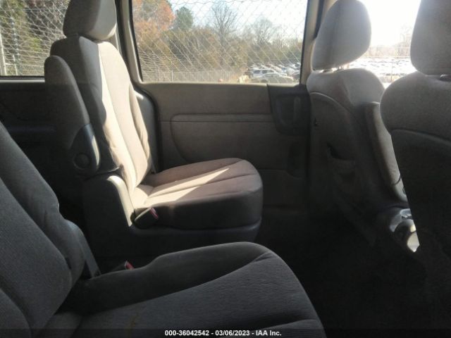 KNDMG4C79B6382879 KIA SEDONA LX